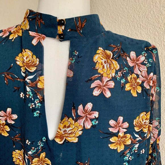 LILY WHITE Green Floral High-Neck Long Sleeve Shirt XL NWT - Picture 6 of 9